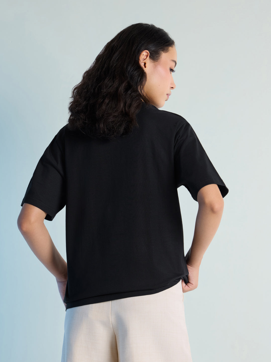 Womens Stud Detailed Oversized Round Neck Tshirt 