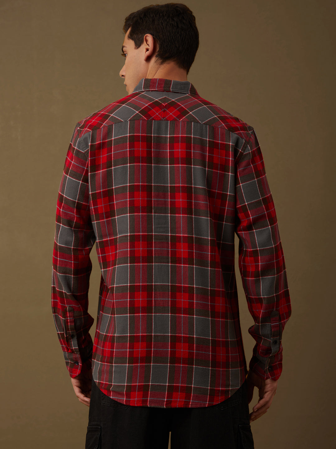 Men Checked Full Sleeve Shirt With Pocket