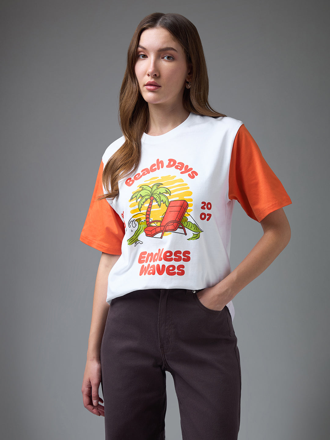 Womens Printed Round Neck Oversized Fit Tshirt