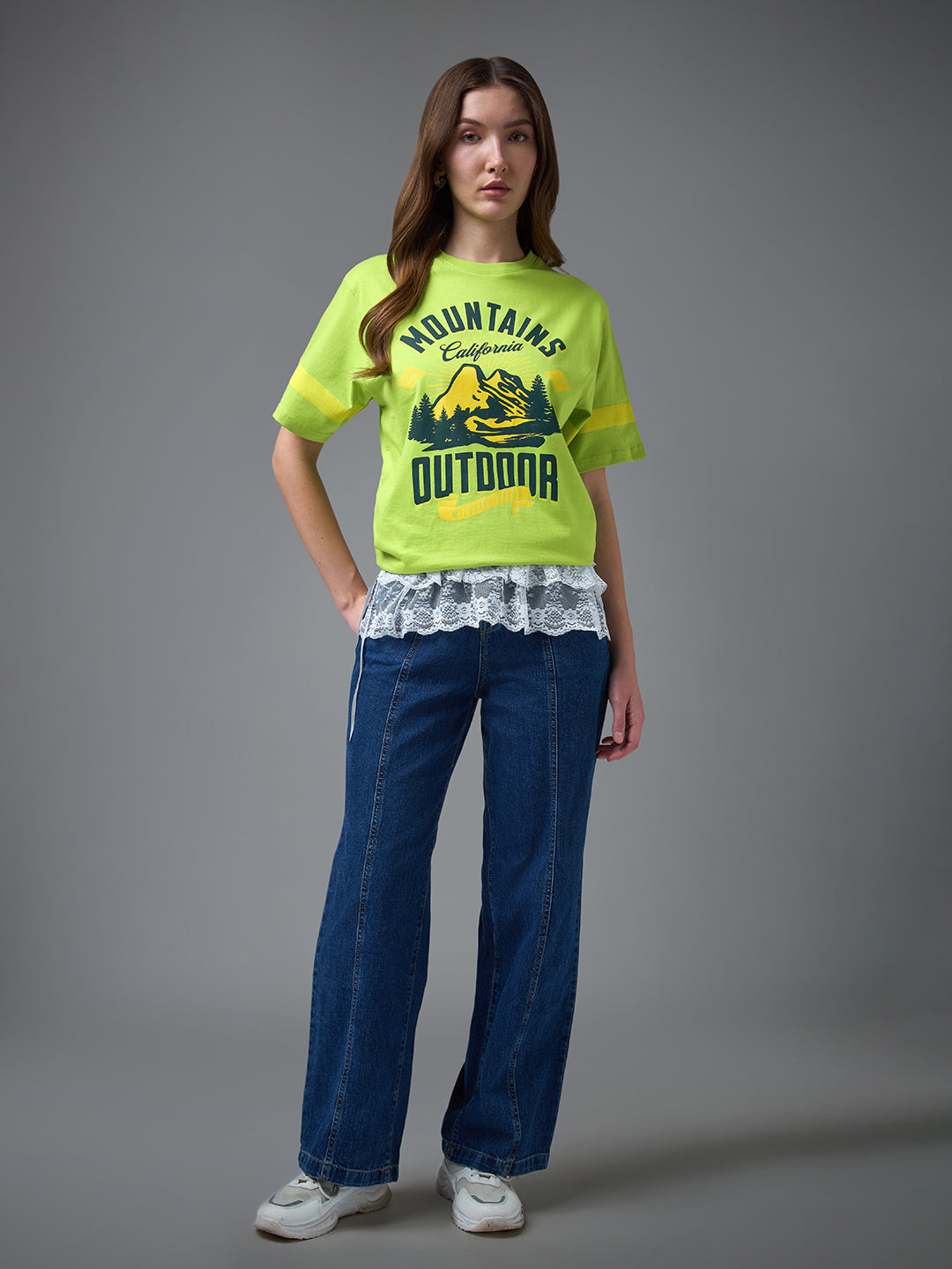 Womens Printed Round Neck Oversized Fit Tshirt