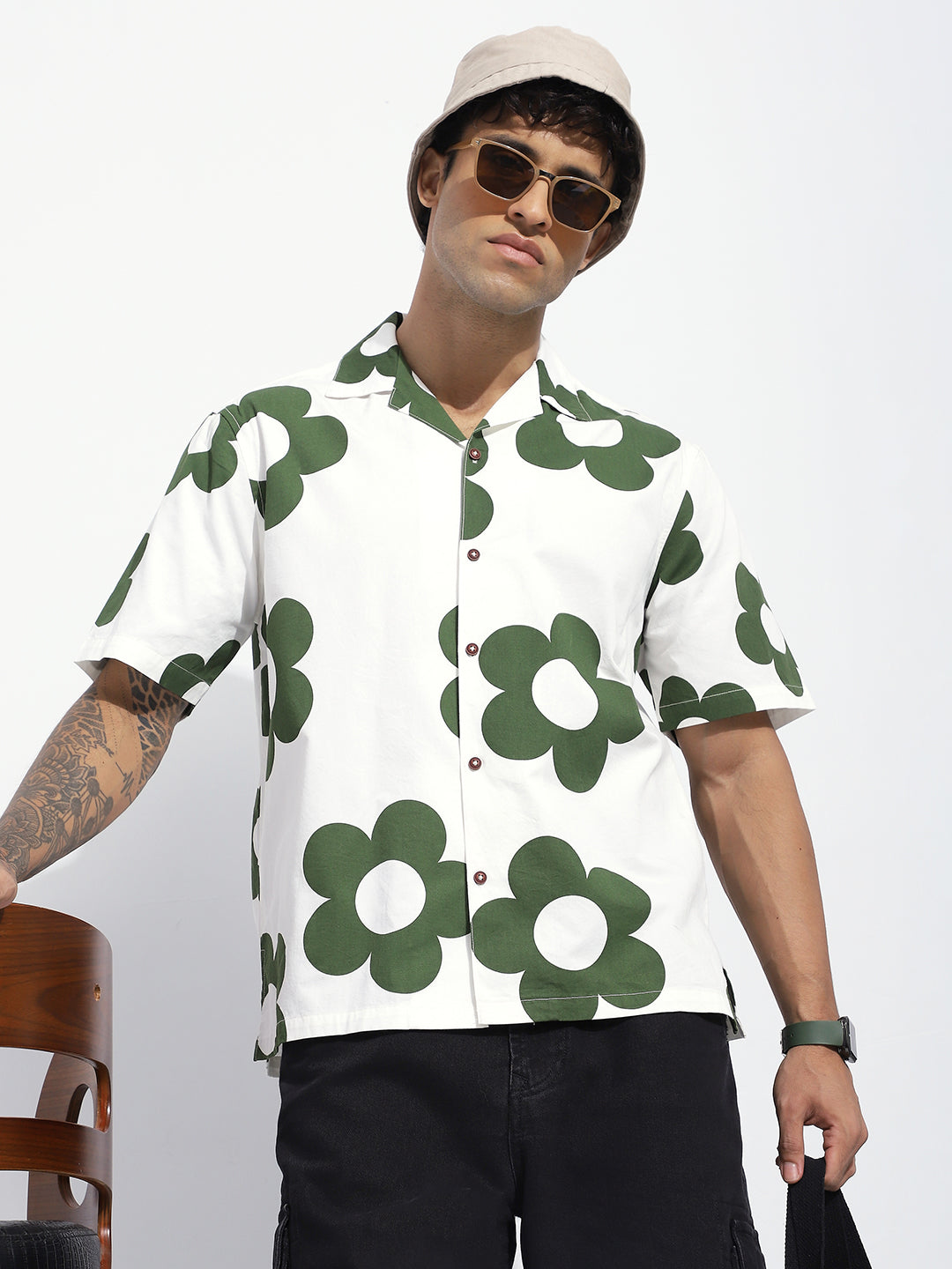Mens Boxy Regular Short Sleeve Printed White Shirt