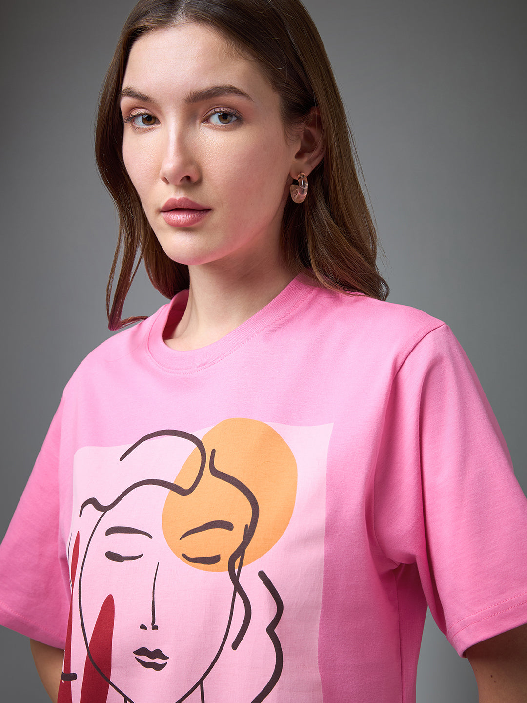 Womens Printed Round Neck Oversized Fit Tshirt