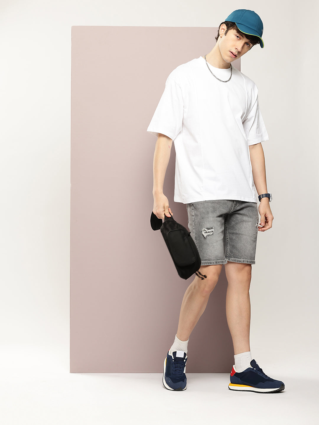 Mens Half Sleeve Round Neck Solid Oversized Fit Tshirts