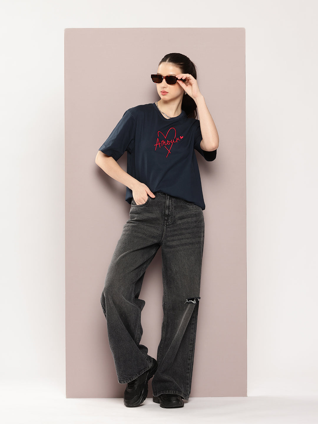 Womens Half Sleeve Round Neck Embroidery Oversized Fit Tshirts