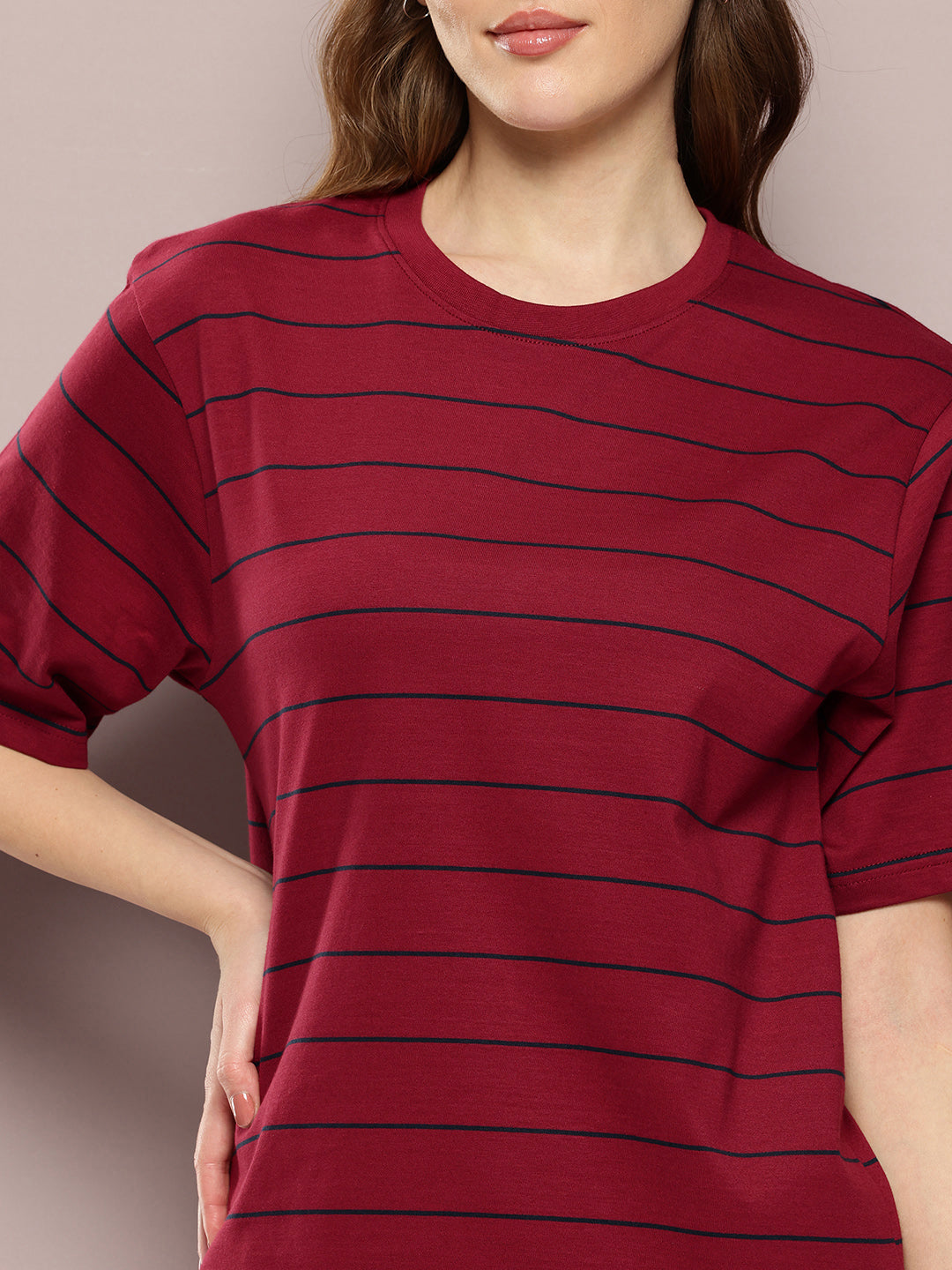 Womens Half Sleeve Round Neck Striped Oversized Fit Tshirts