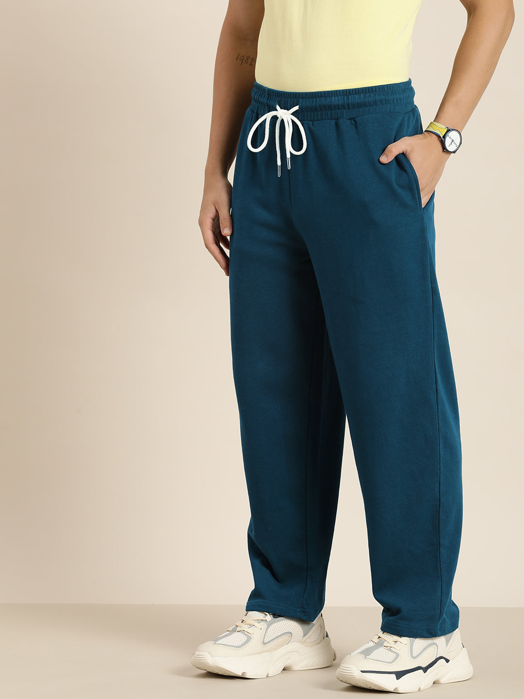 Men Lightweight Relaxed Fit Baggy Korean Pant