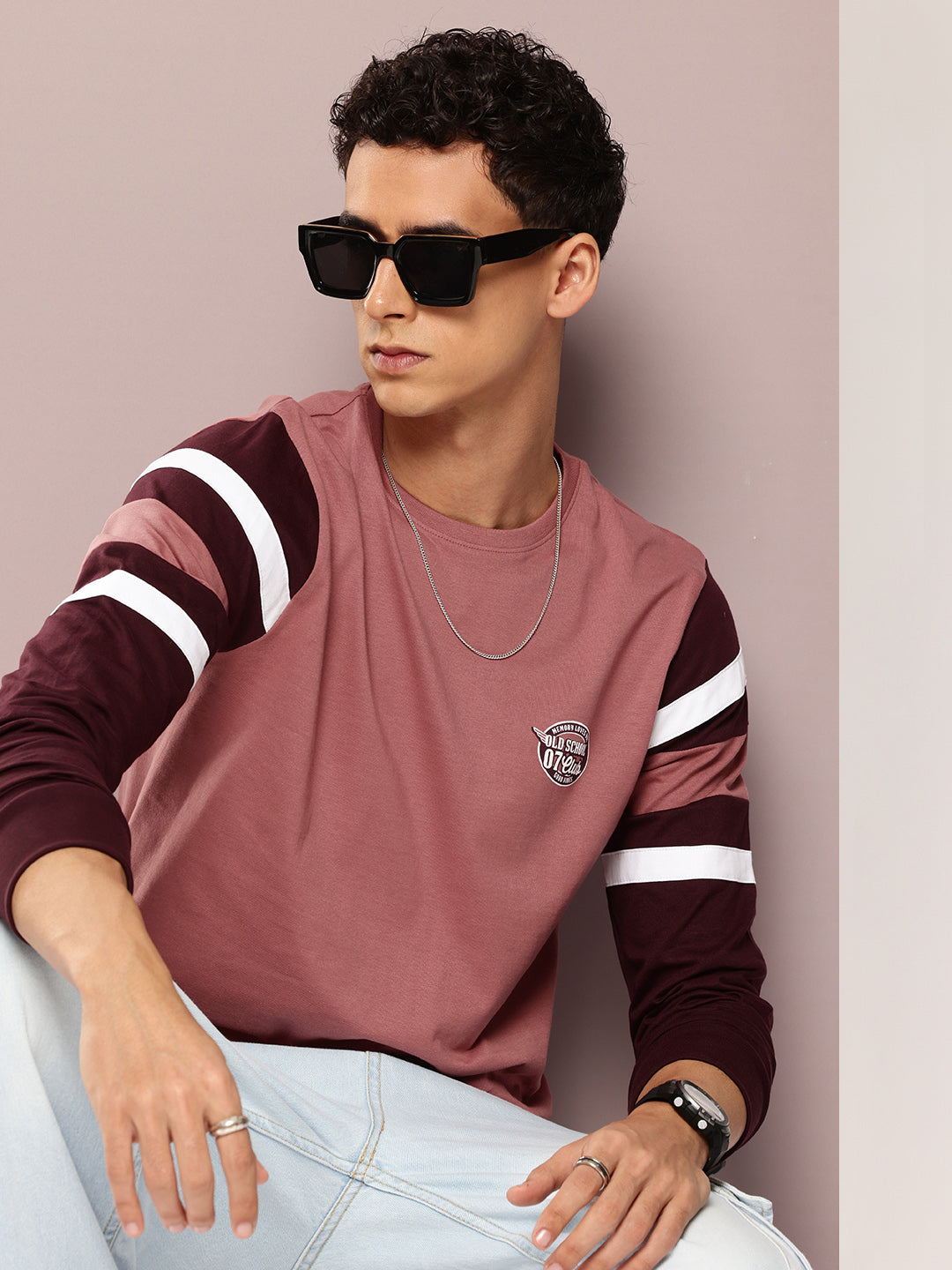 Mens Full Sleeve Round Neck Colourblocked Regular Fit Tshirts
