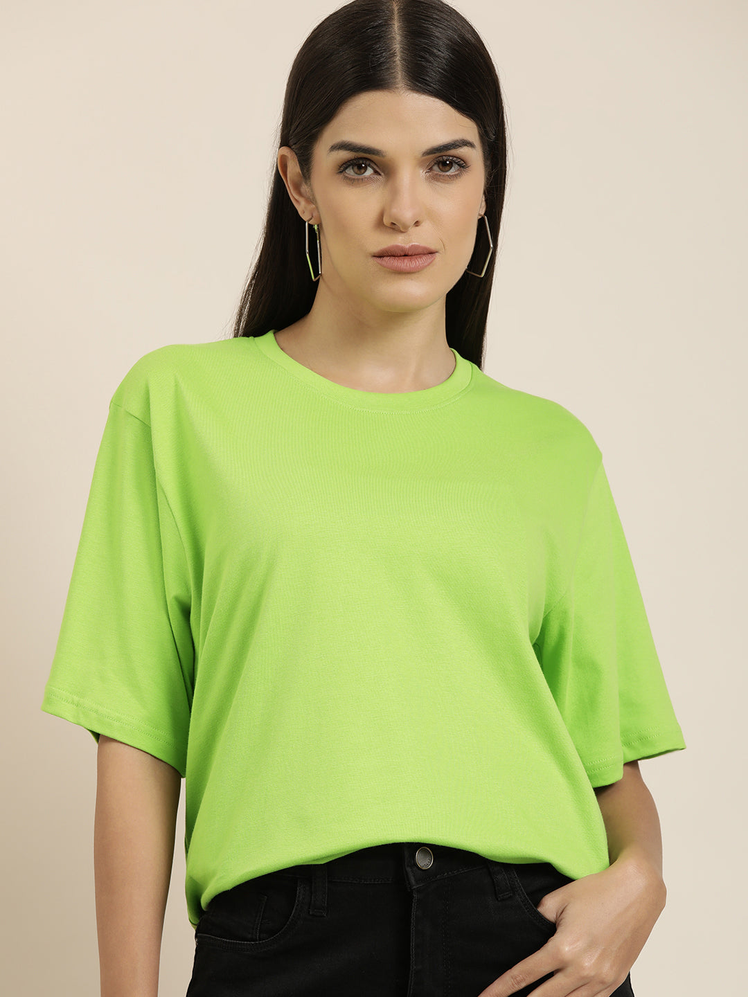 Womens Half Sleeve Round Neck Oversized Fit T-Shirts