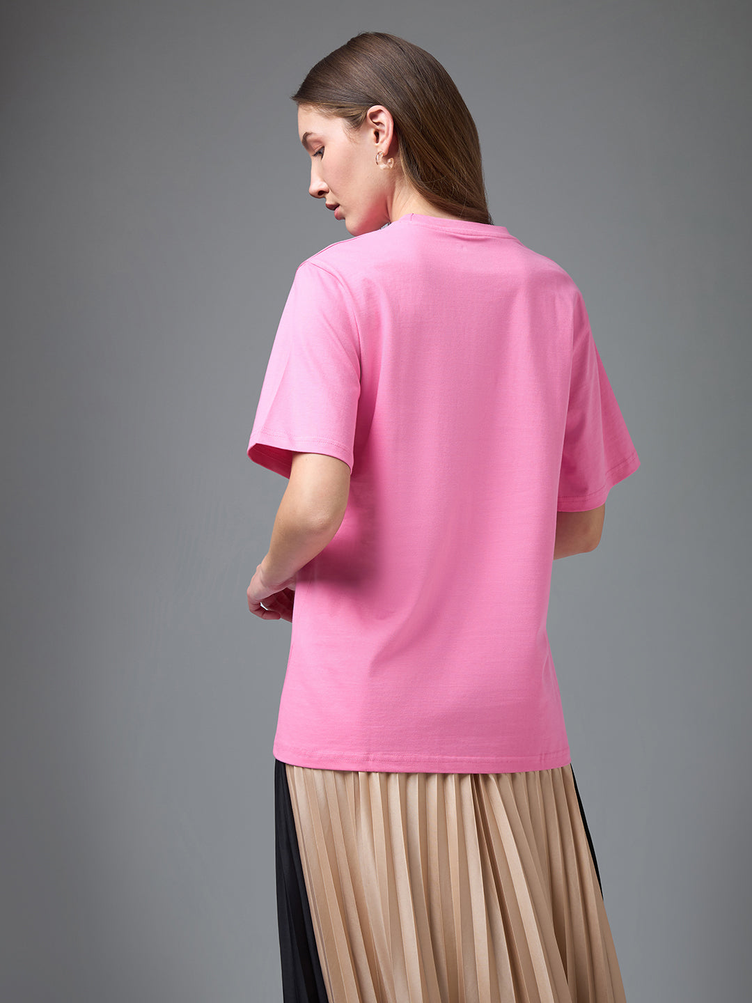 Womens Printed Round Neck Oversized Fit Tshirt