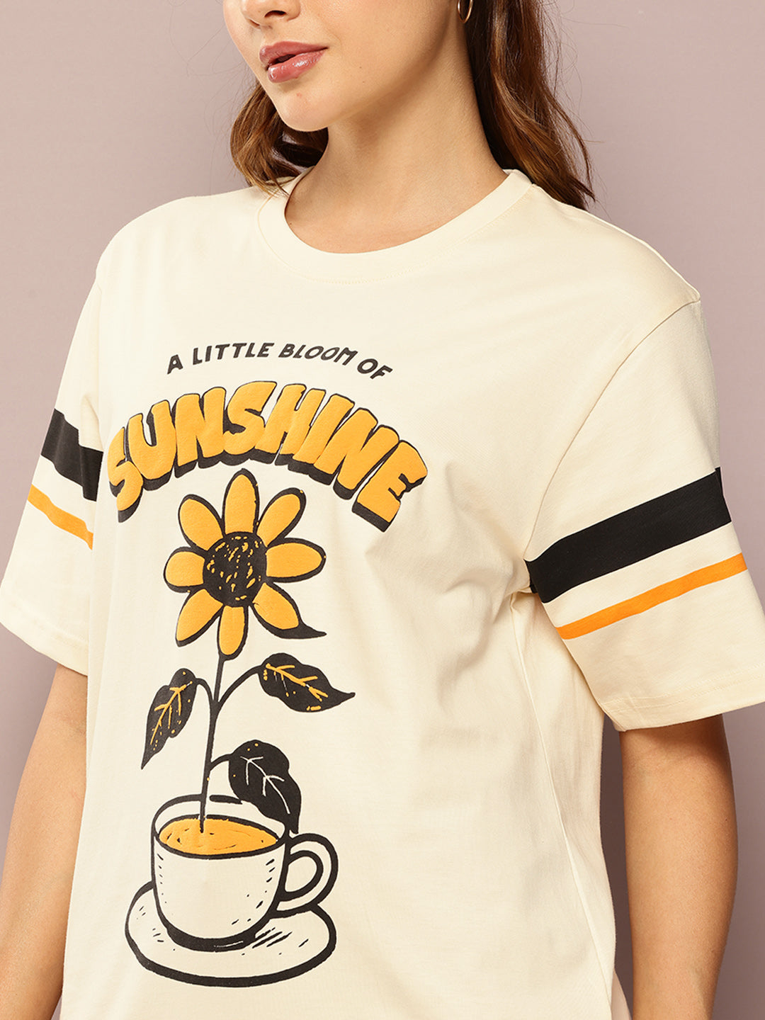 Womens Short Sleeve Puff Printed Oversized Fit Tshirt