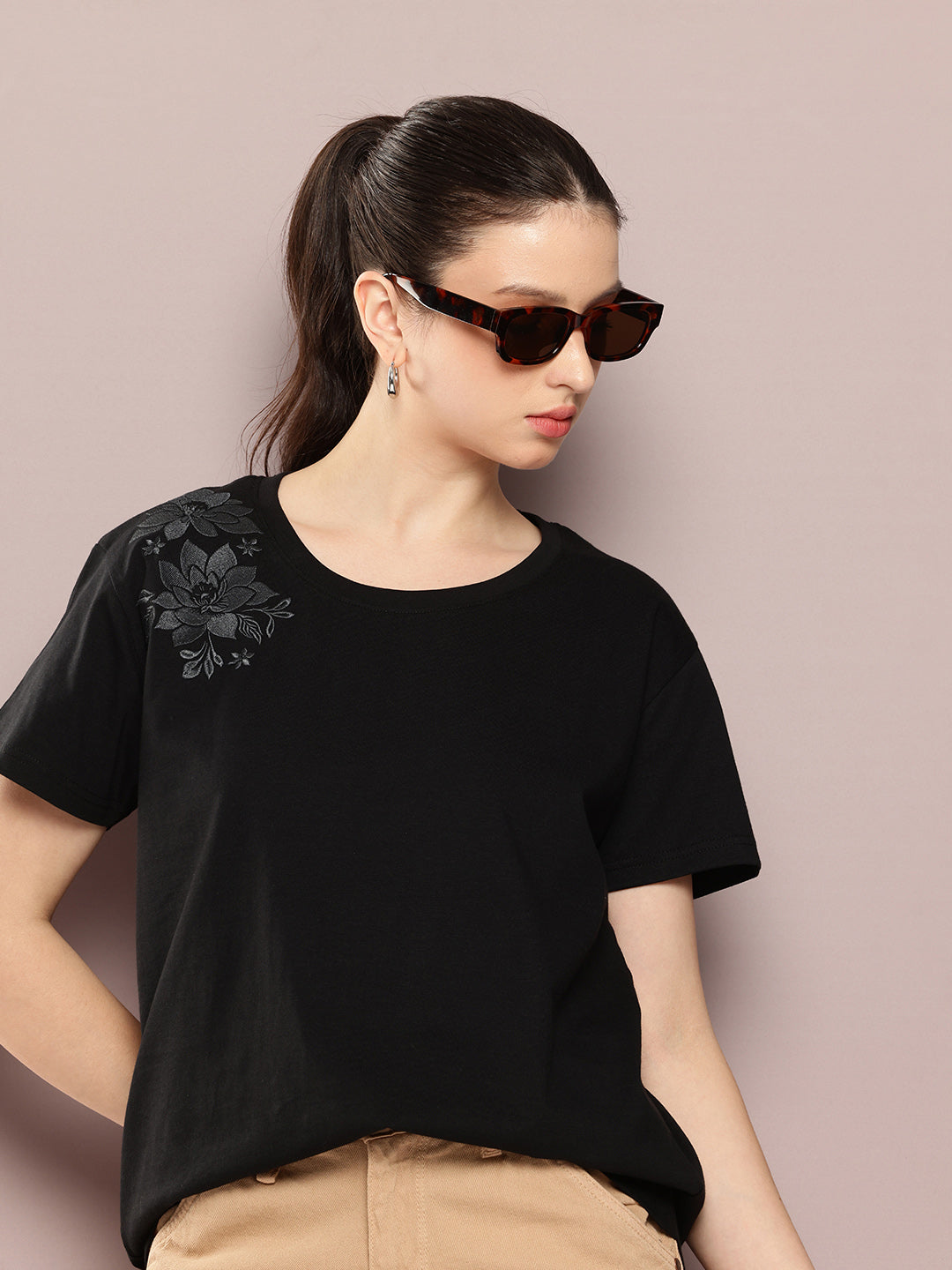 Womens Half Sleeve Round Neck Embroidery Boxy Fit Tshirts