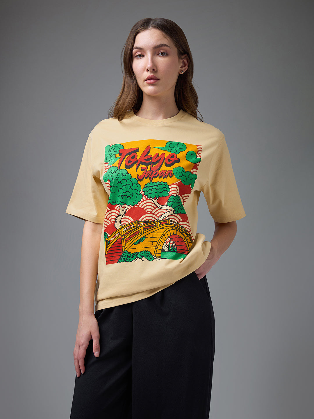 Womens Printed Round Neck Oversized Fit Tshirt