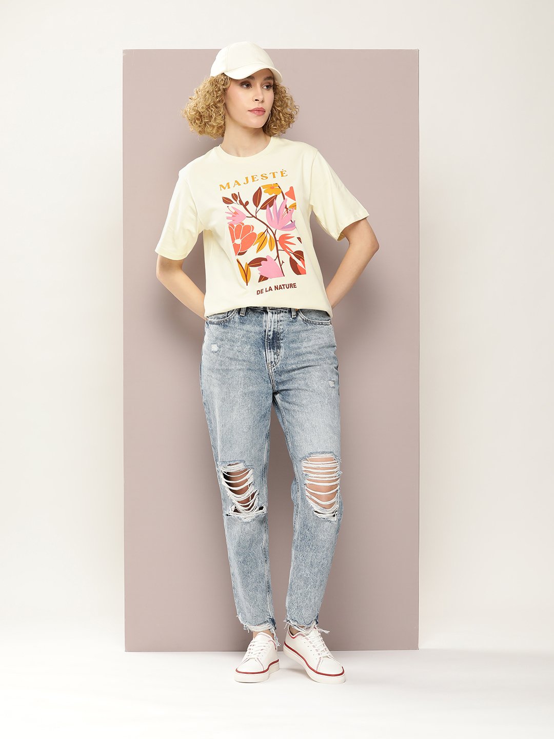 Womens Half Sleeve Round Neck Oversized Fit T-Shirts