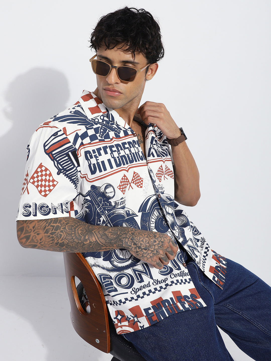 Men Boxy Regular Short Sleeve Printed White Shirt