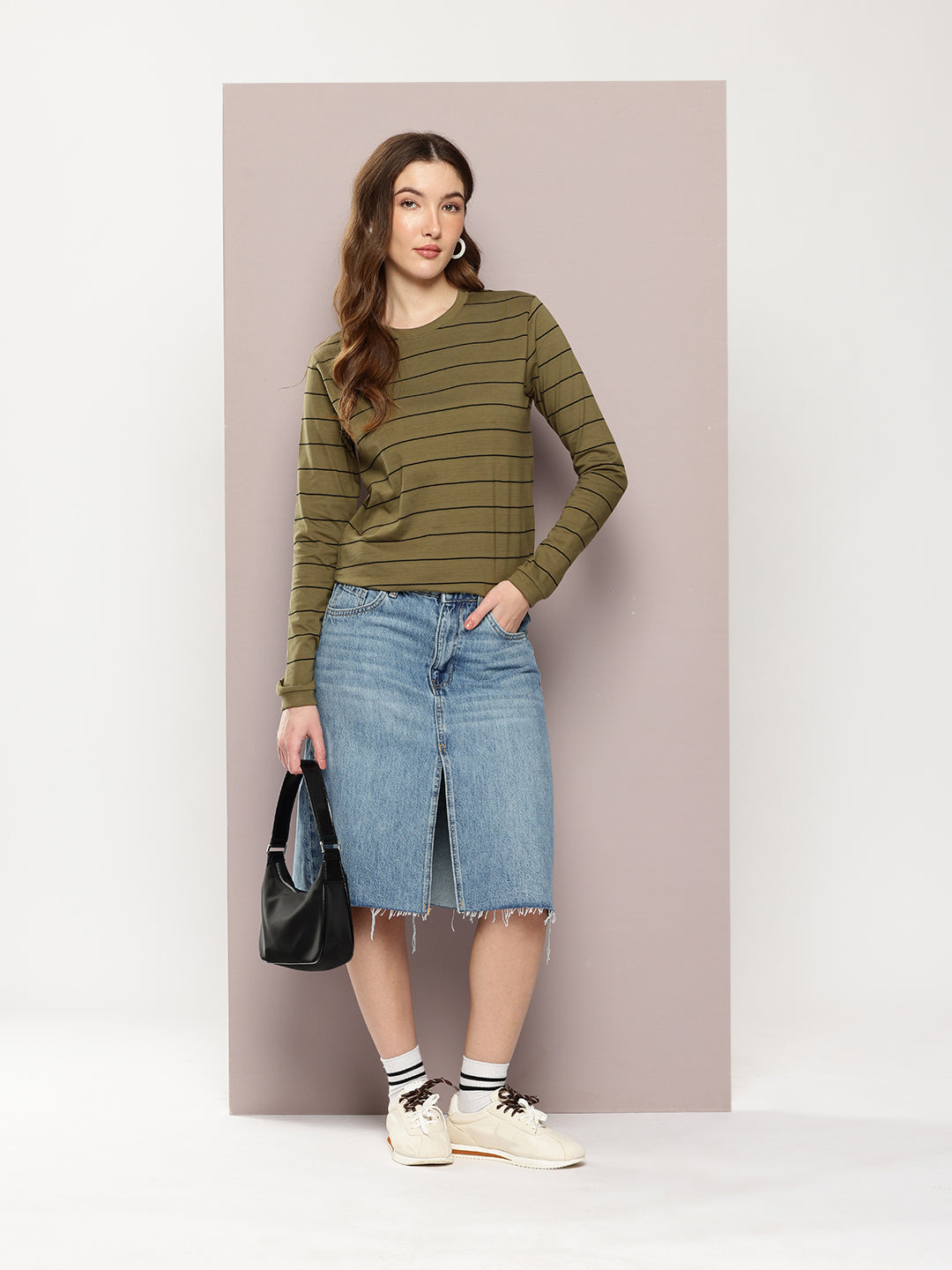 Womens Full Sleeve Round Neck Striped Regular Fit Tshirts