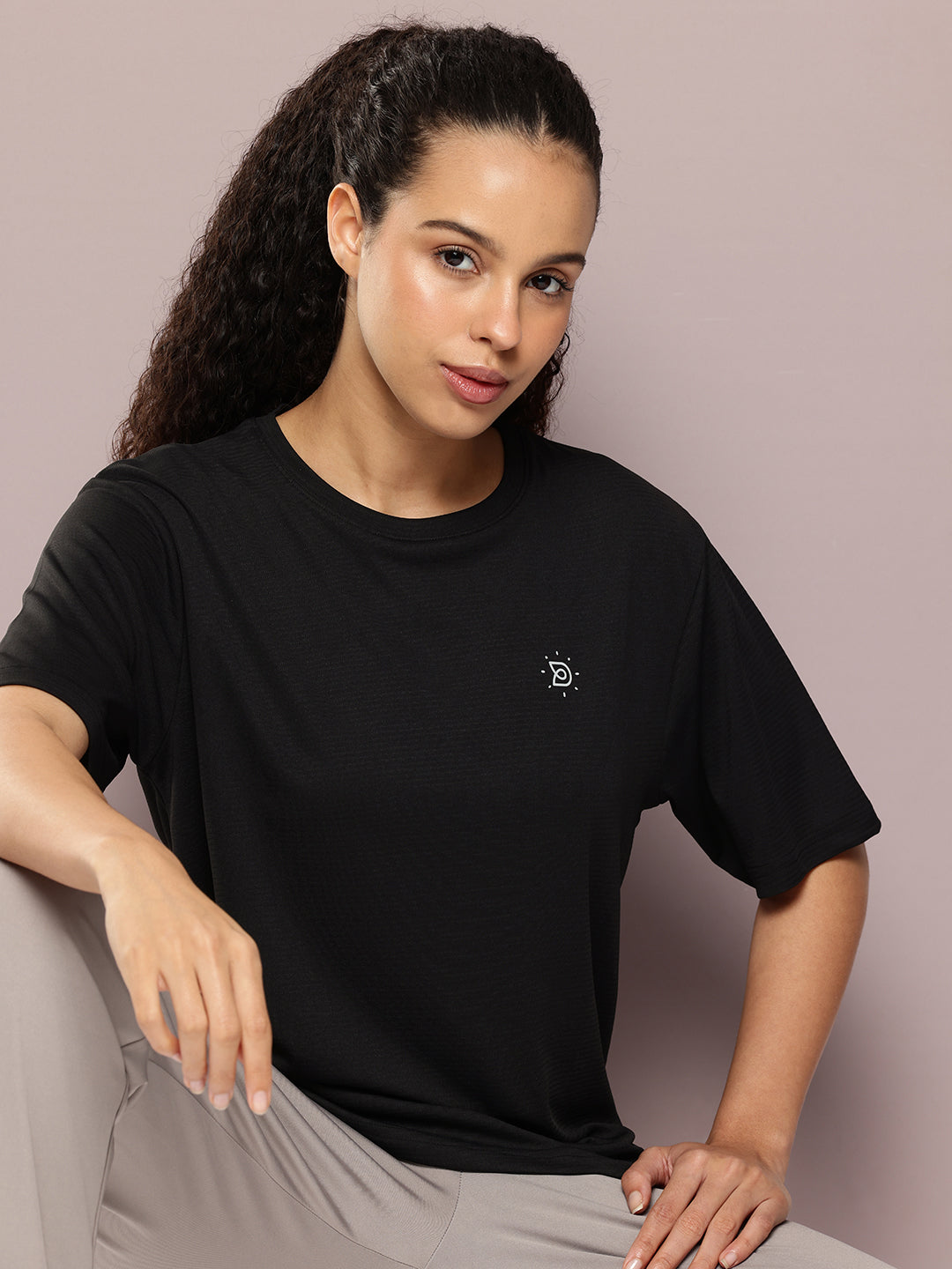 Womens Half Sleeve Round Neck Solid Oversized Fit Tshirts