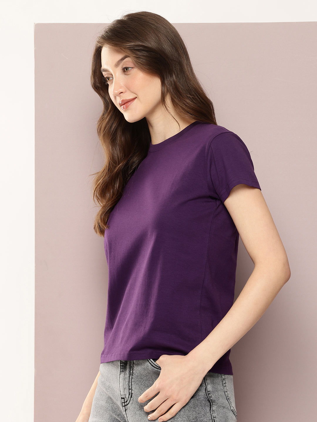 Womens Half Sleeve Round Neck Solid Regular Fit Tshirts