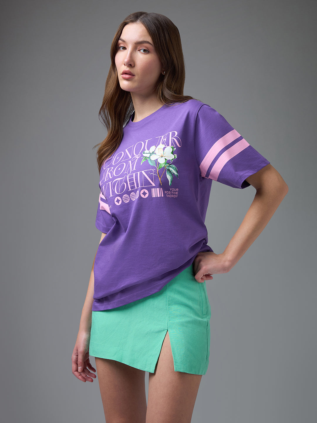 Womens Printed Round Neck Oversized Fit Tshirt