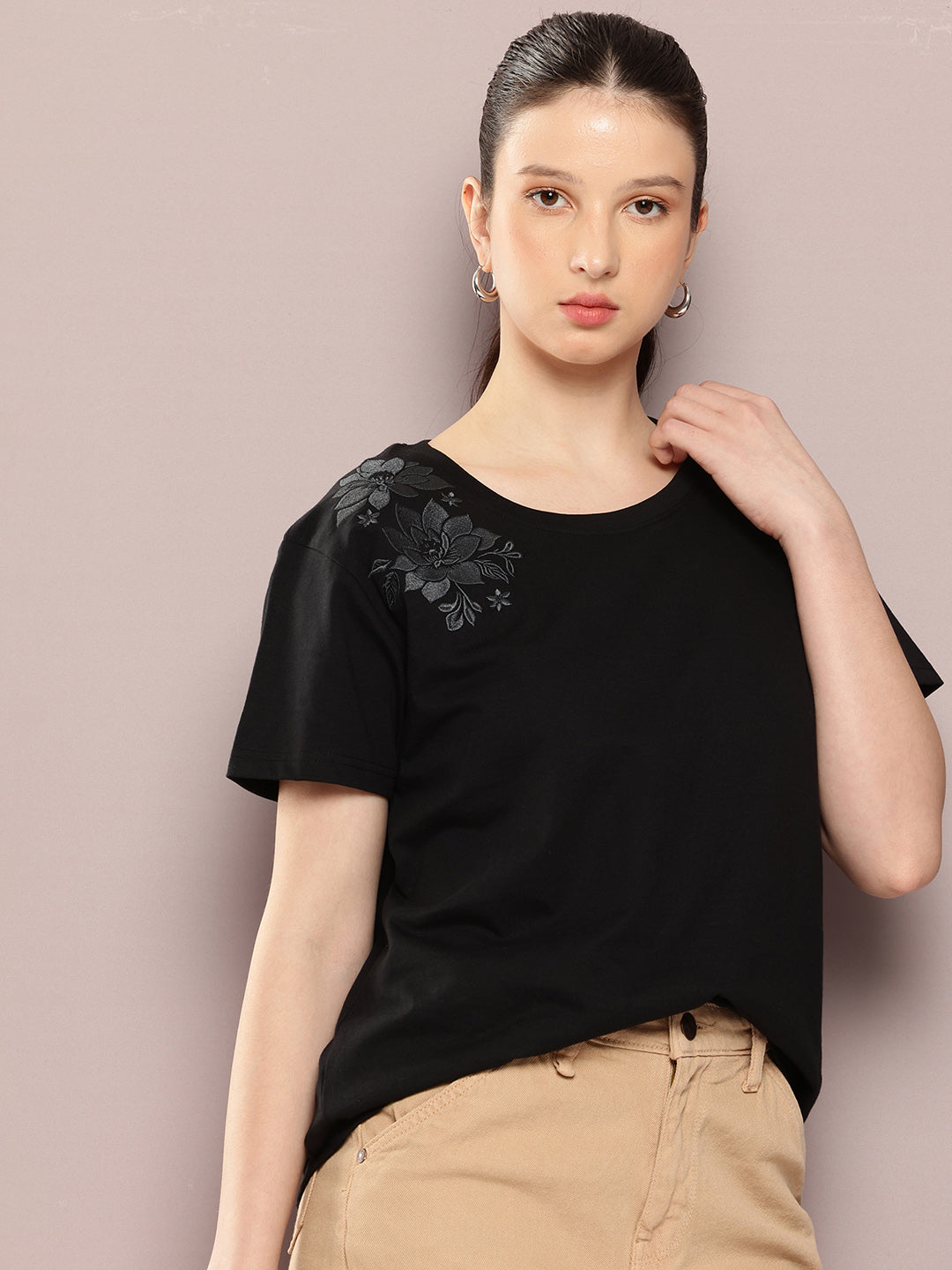 Womens Half Sleeve Round Neck Embroidery Boxy Fit Tshirts