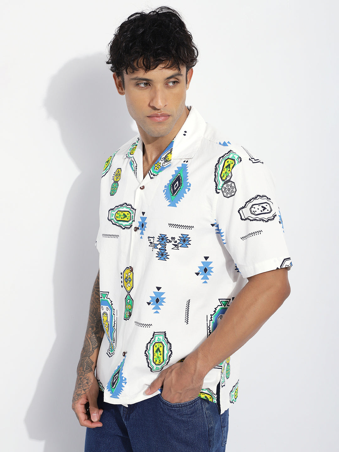 Mens Boxy Regular Short Sleeve Printed White Shirt