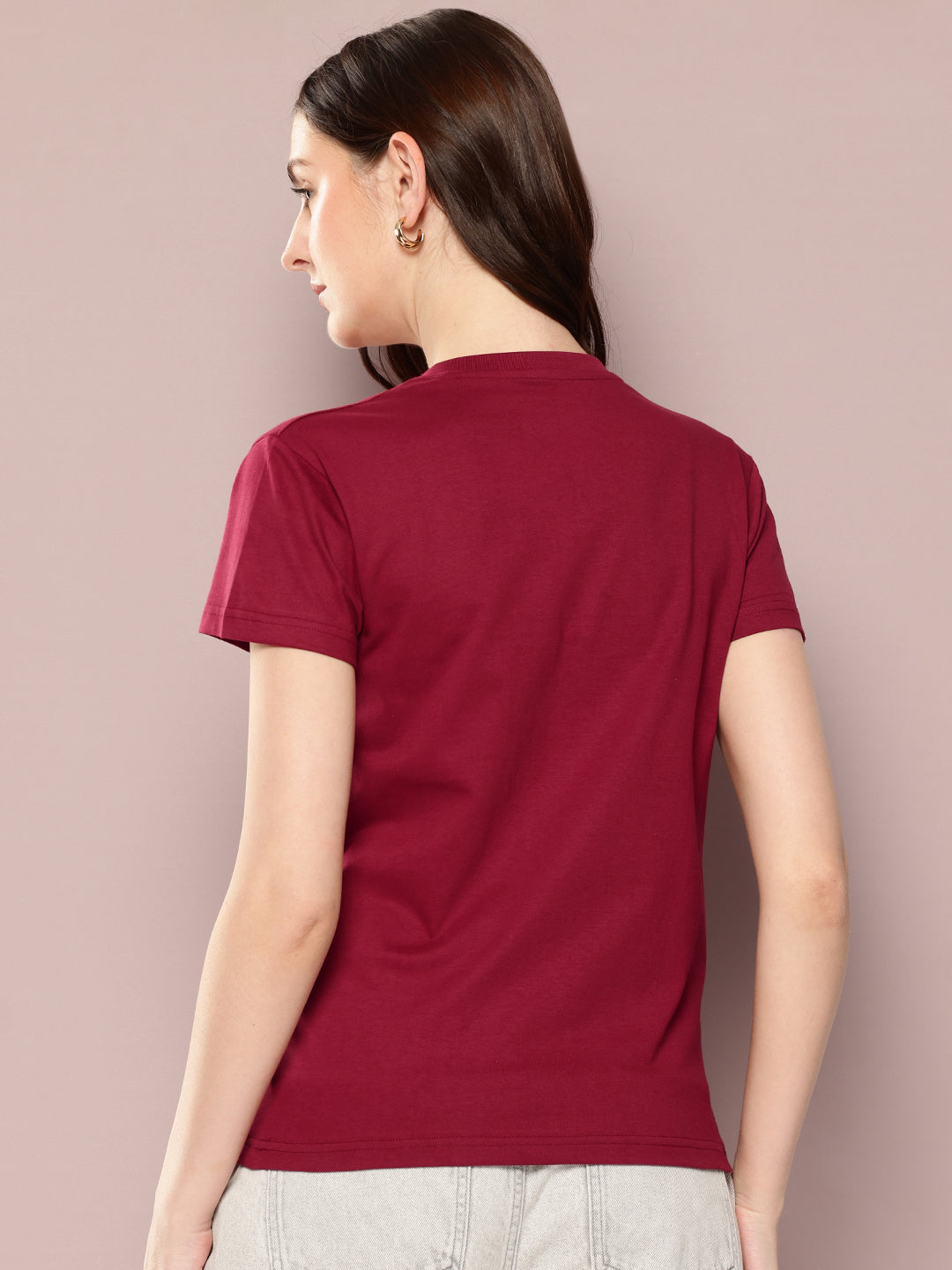 Womens Short Sleeve Solid V-Neck Regular Fit Tshirt