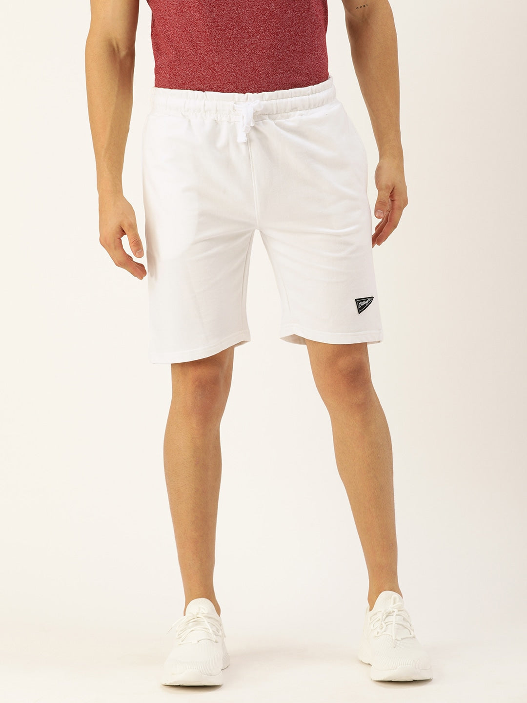 Men Off White Solid Mid-Rise Regular Shorts