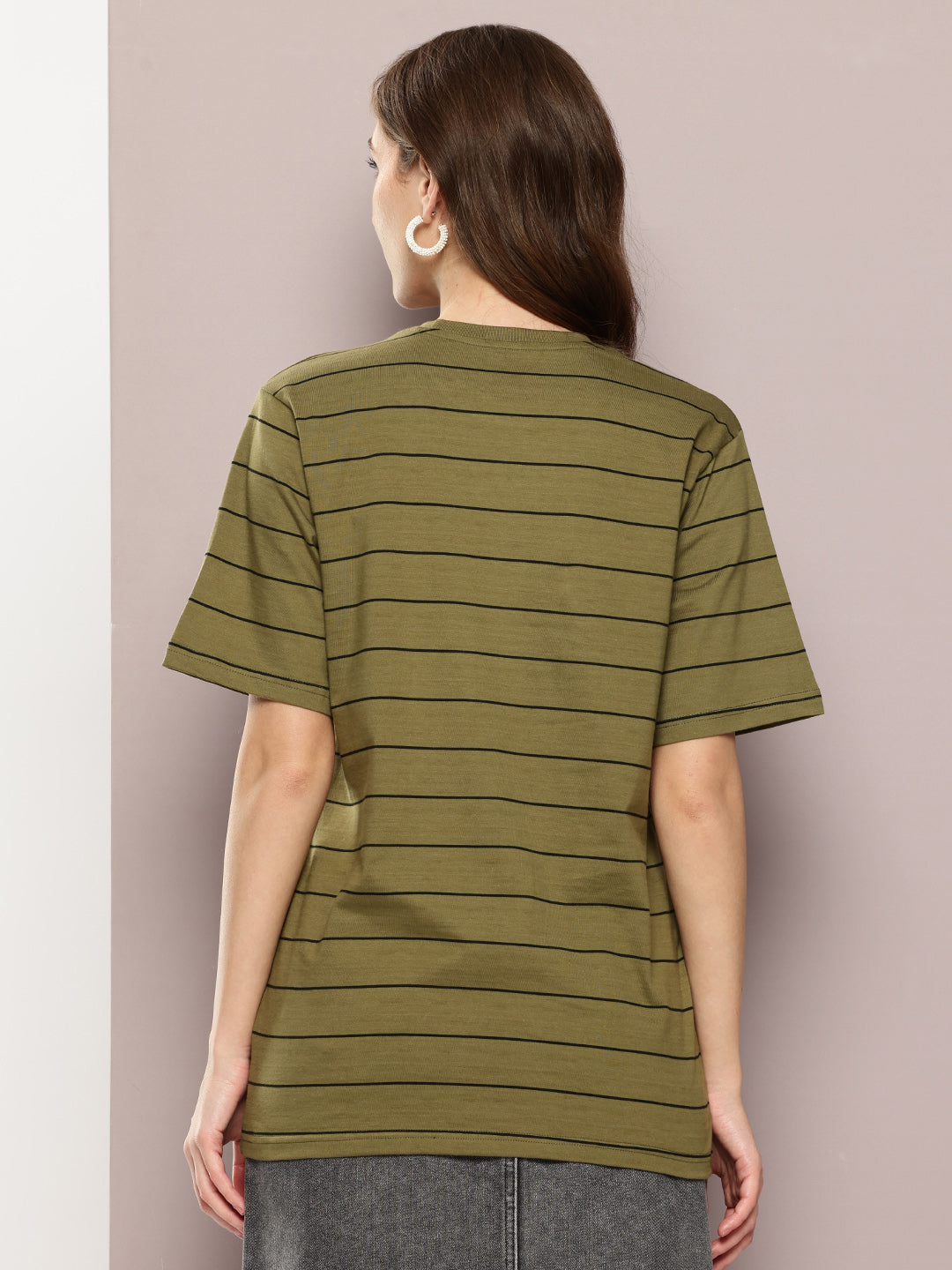 Womens Half Sleeve Round Neck Striped Oversized Fit Tshirts