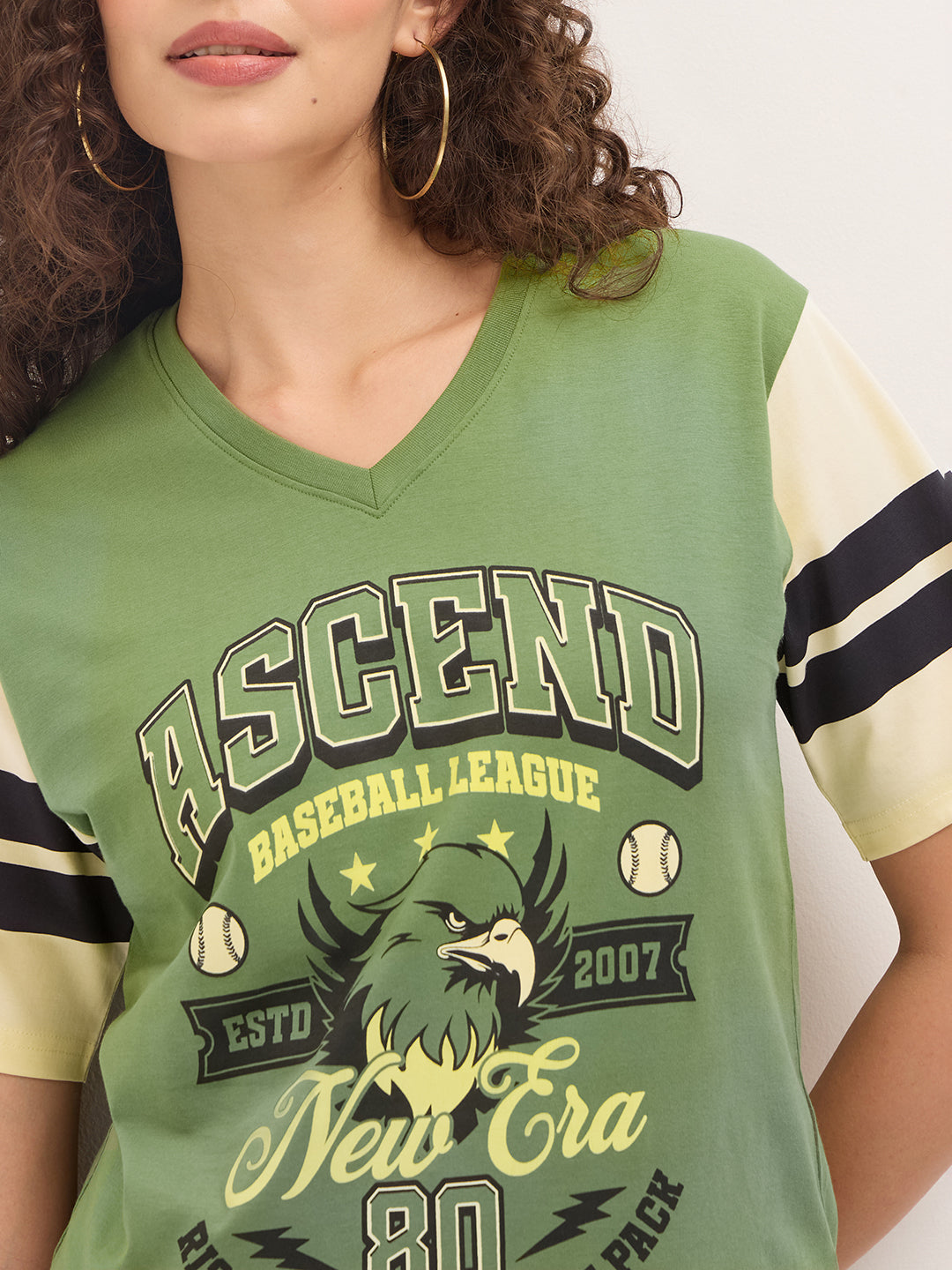 Womens Half Sleeve V-Neck Printed Oversized Fit Tshirts
