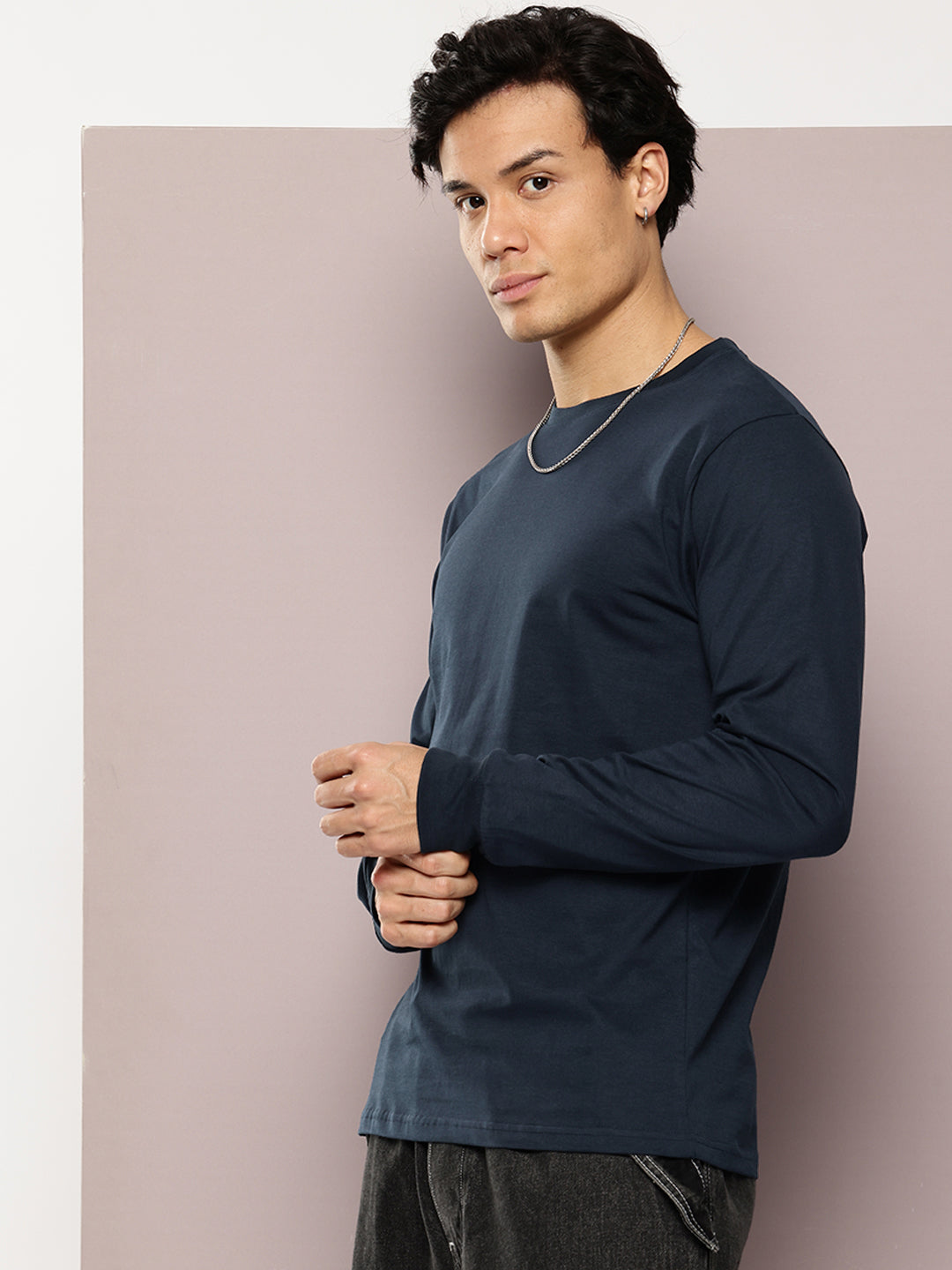 Mens Full Sleeve Round Neck Solid Regular Fit Tshirts