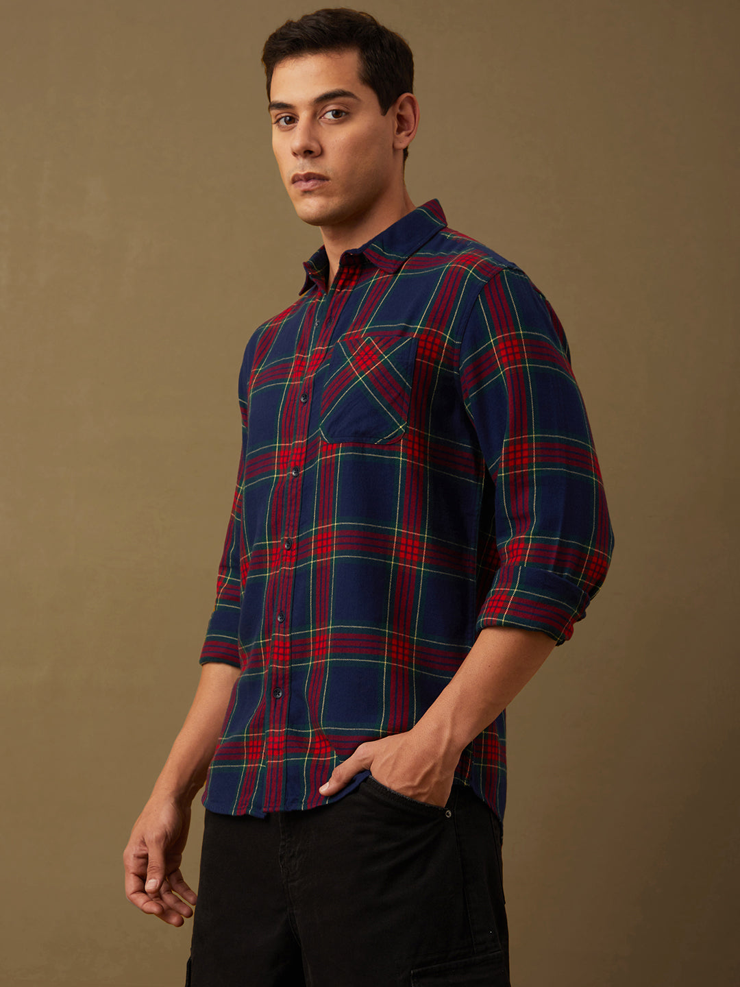Men Checked Full Sleeve Shirt With Pocket
