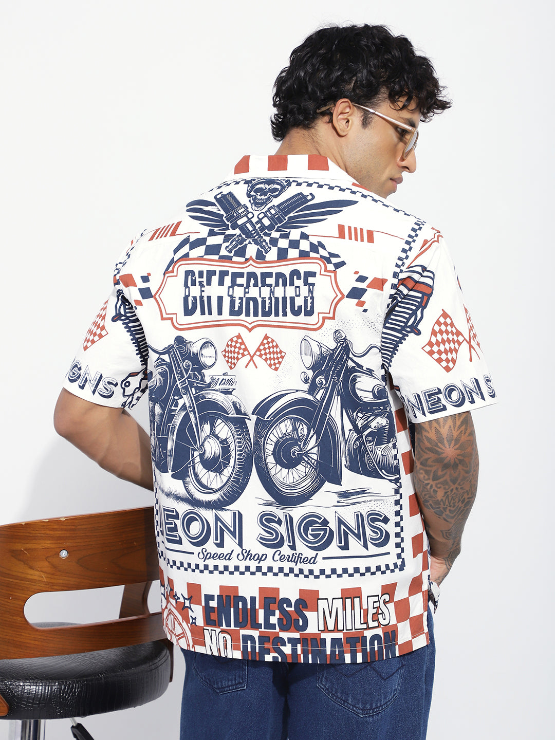 Men Boxy Regular Short Sleeve Printed White Shirt