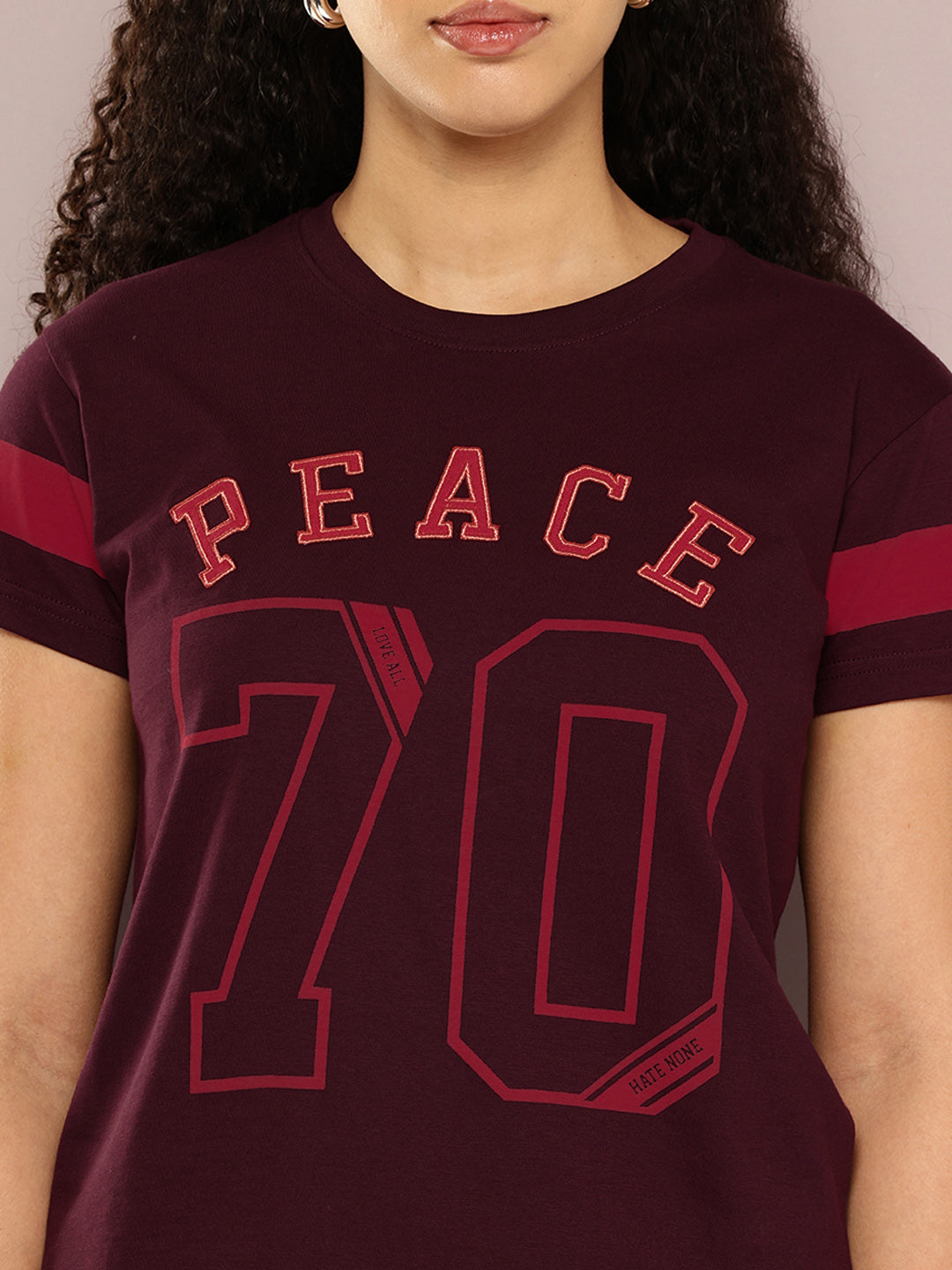 Womens Half Sleeve Round Neck Applique Regular Fit Tshirts