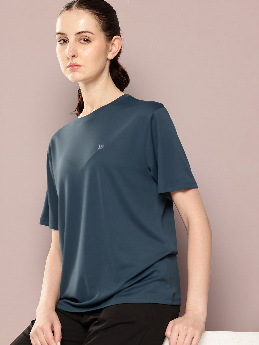 Womens Short Sleeve Round Neck Oversized Polyster Tshirt