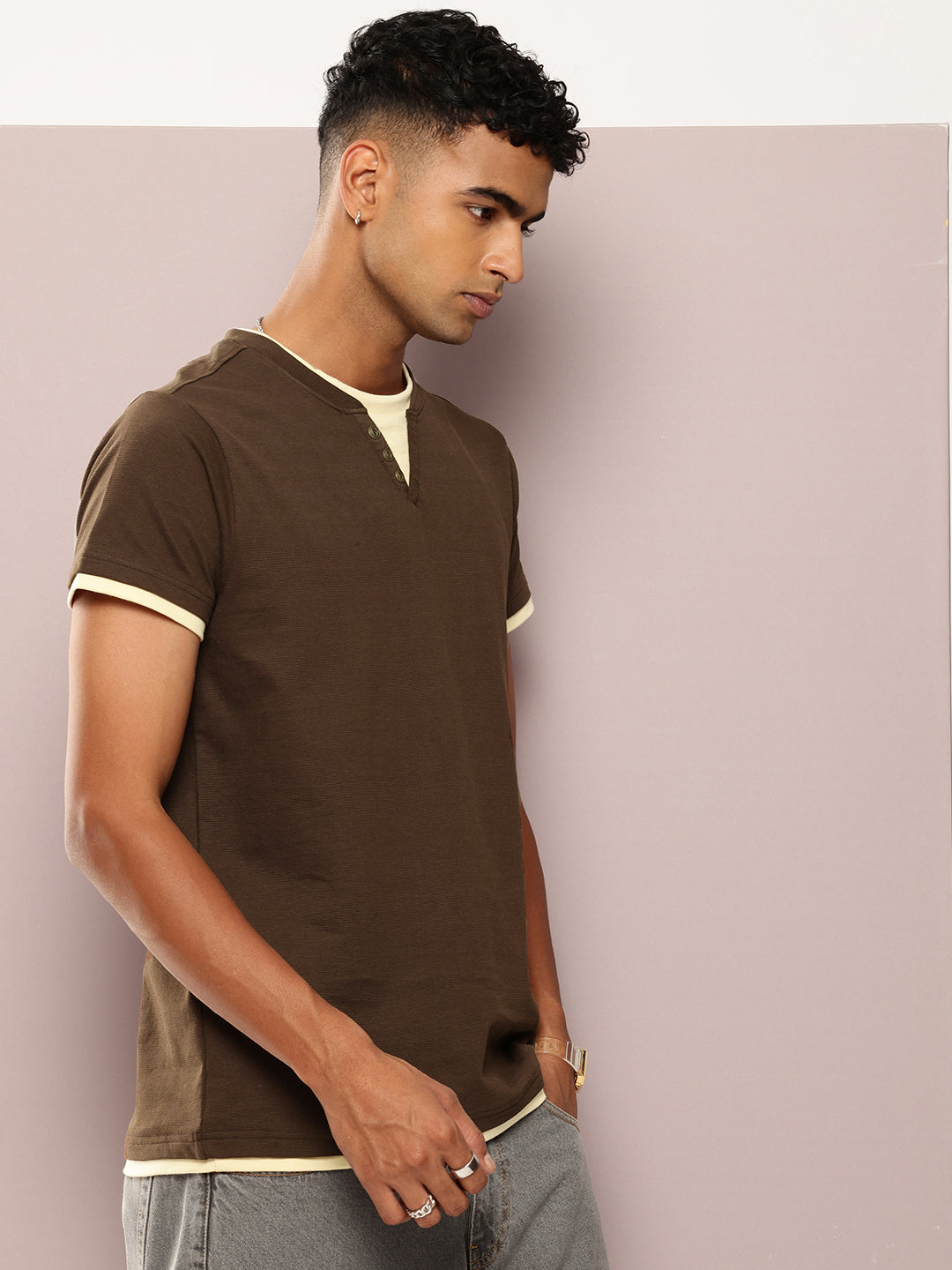 Mens Half Sleeve V-Neck Solid Regular Fit Tshirts