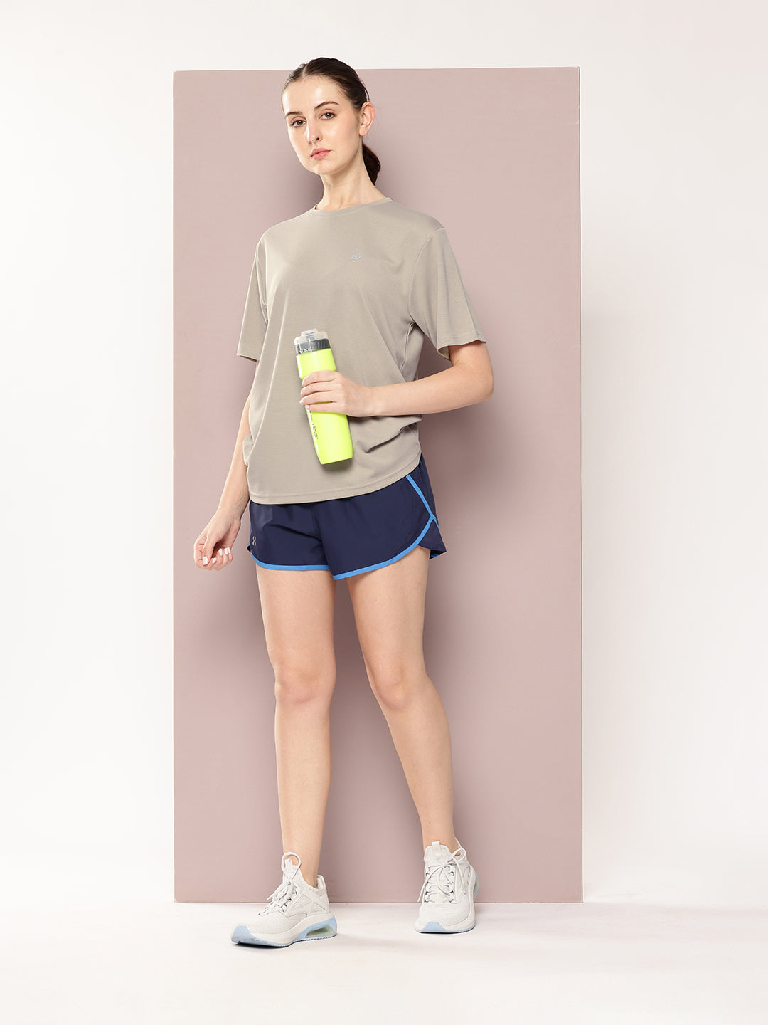 Womens Short Sleeve Round Neck Oversized Polyster Tshirt