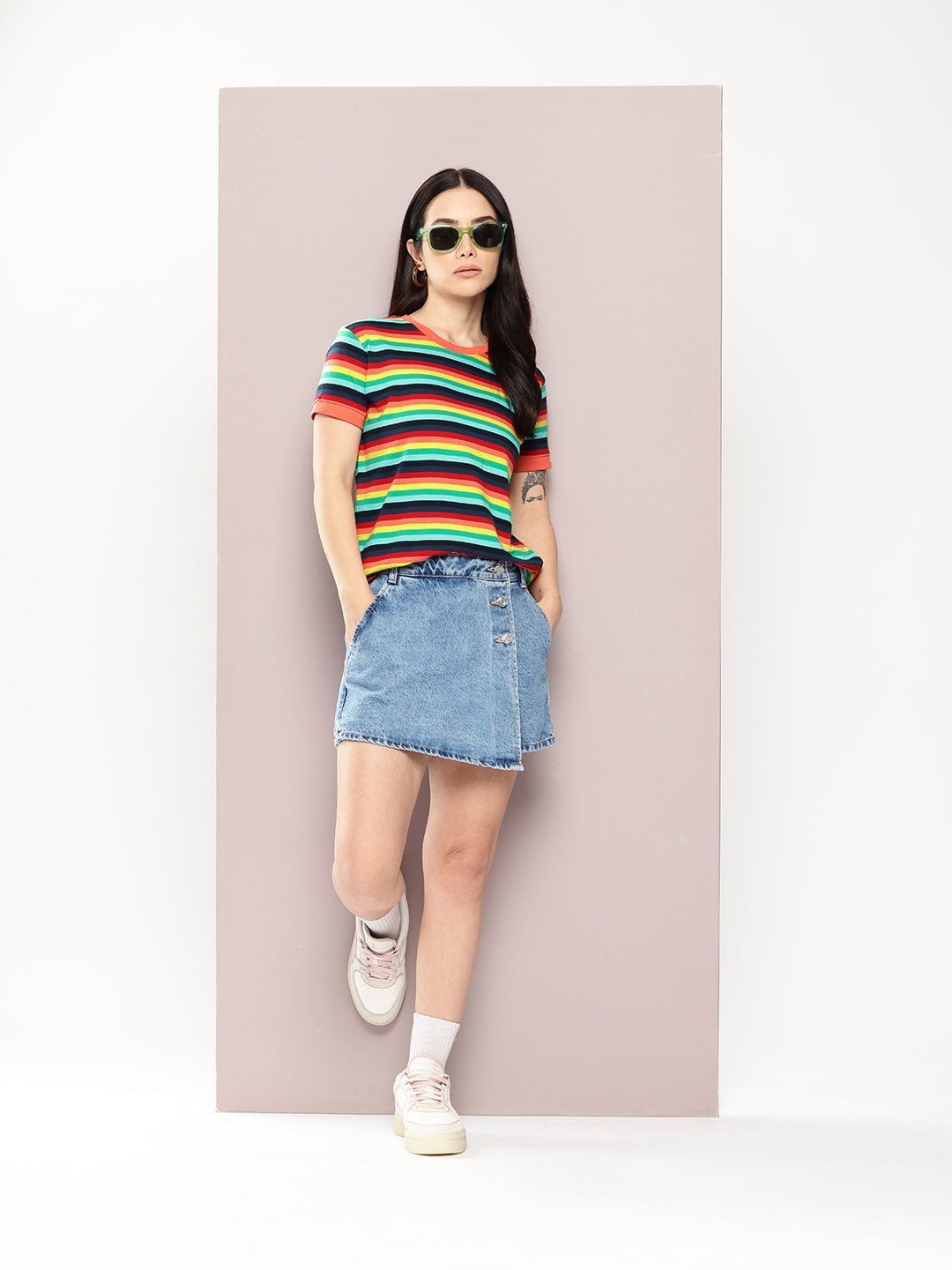 Womens Half Sleeve Round Neck All-Over Striped Regular Fit Tshirts