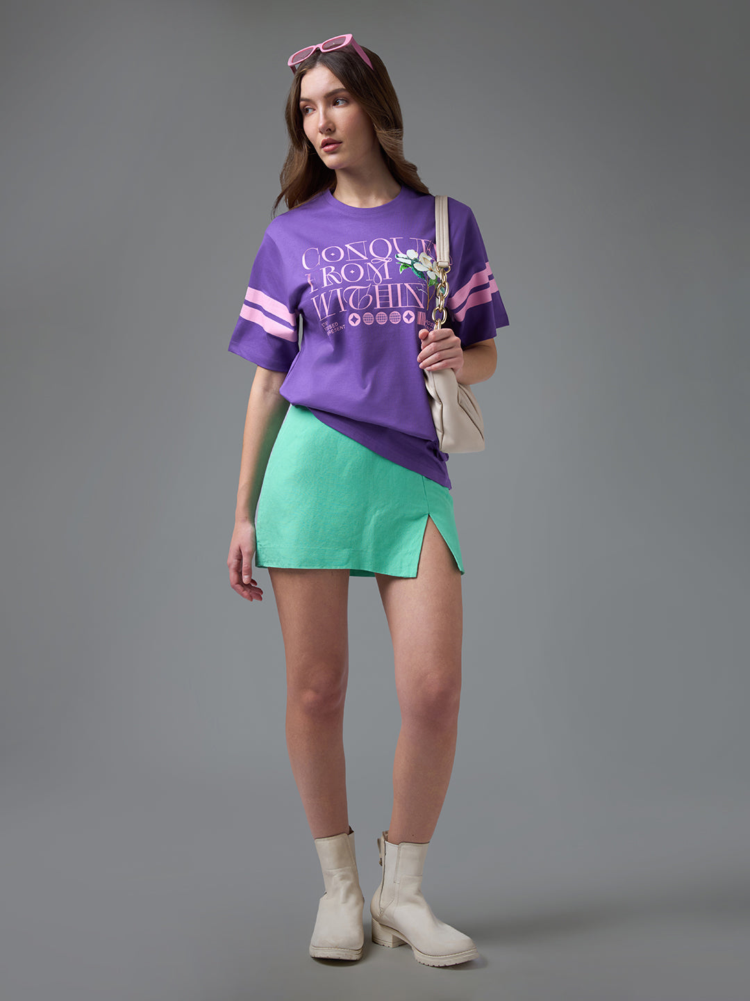 Womens Printed Round Neck Oversized Fit Tshirt