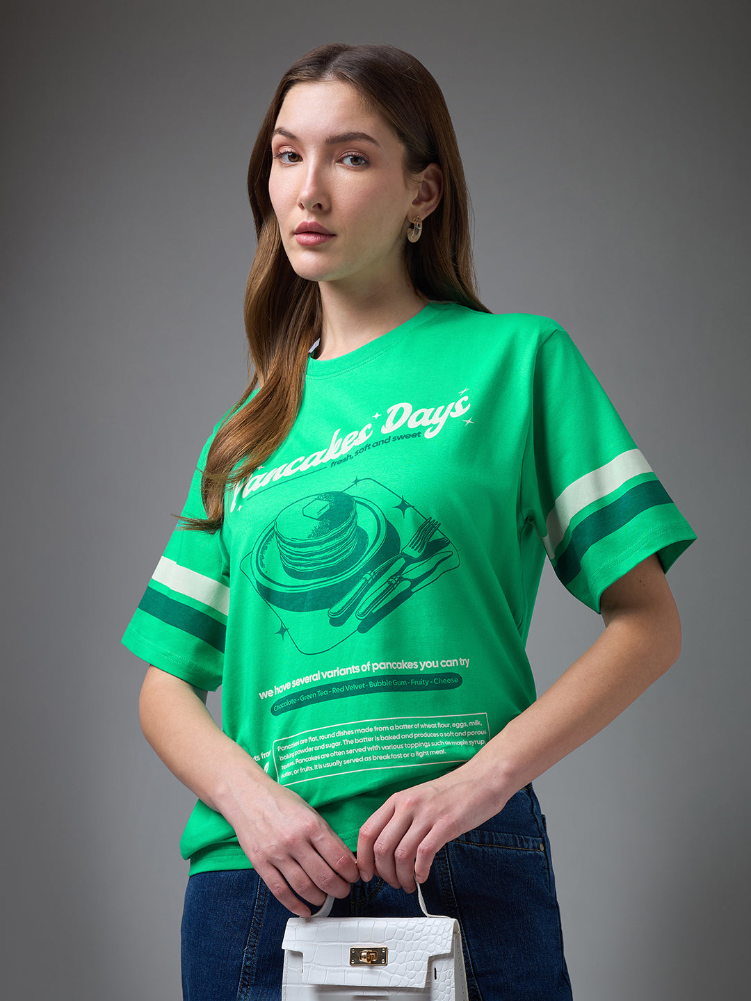 Womens Printed Round Neck Oversized Fit Tshirt