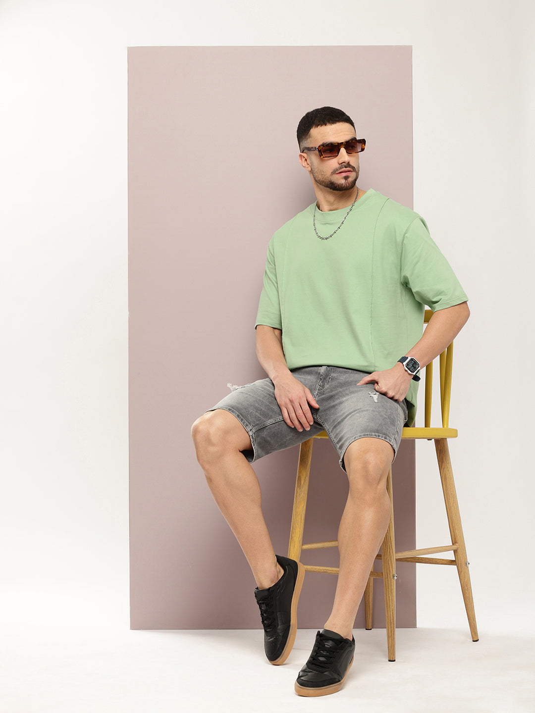 Mens Half Sleeve Round Neck Solid Oversized Fit Tshirts
