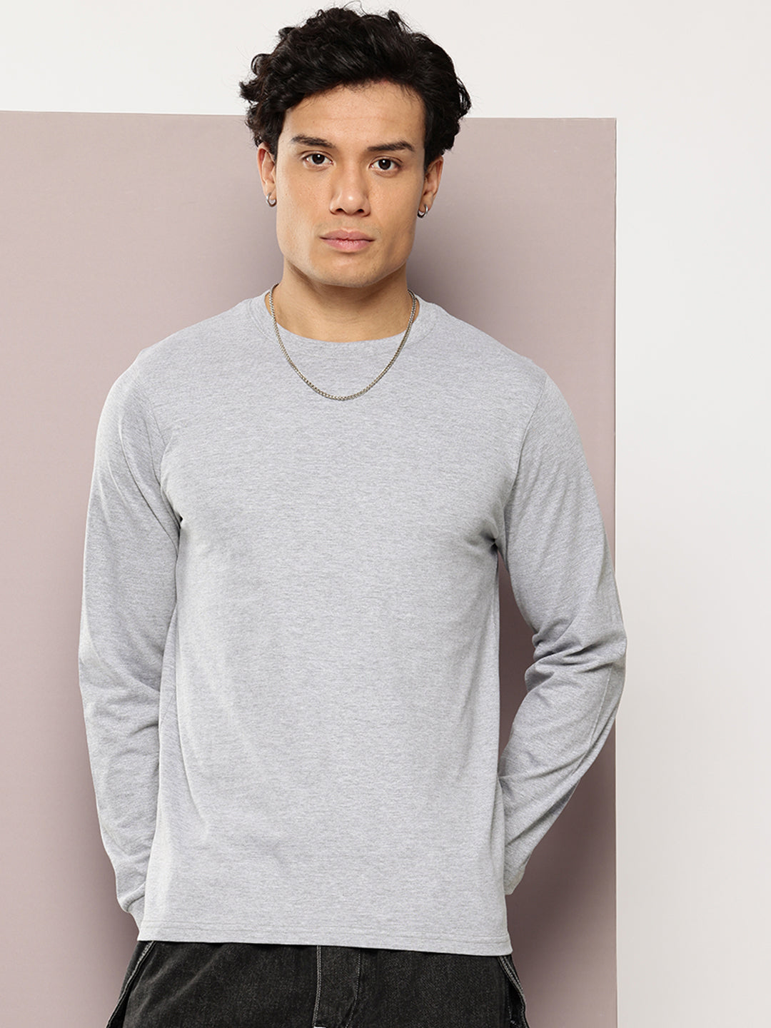 Mens Full Sleeve Round Neck Solid Regular Fit Tshirts