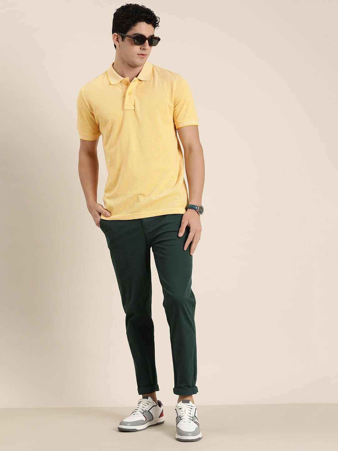 Men Solid Ankle-Length Chinos Trousers