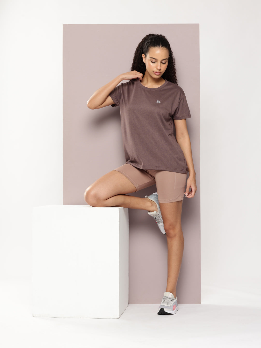 Womens Half Sleeve Round Neck Solid Boxy Fit Tshirts