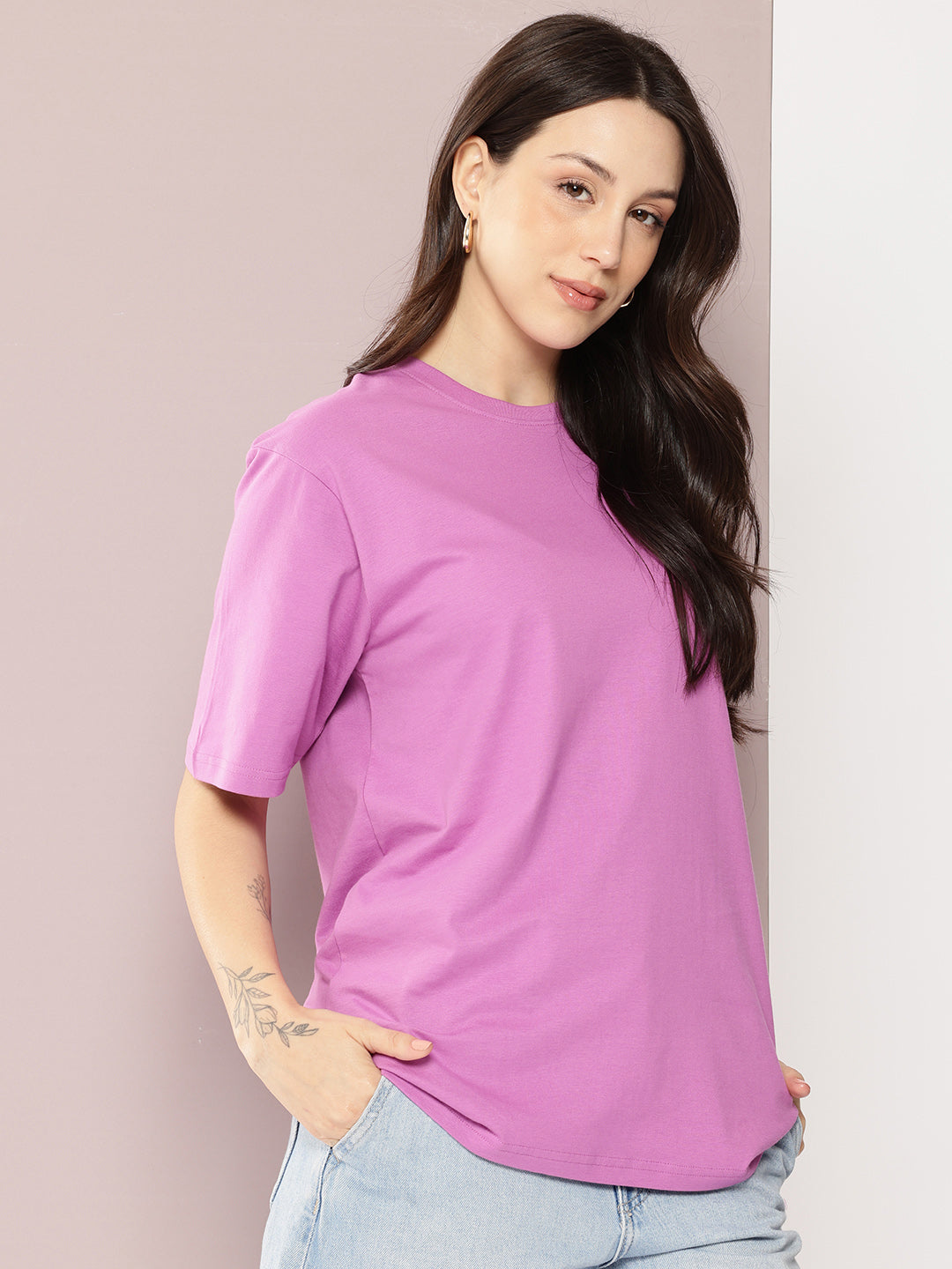 Womens Half Sleeve Round Neck Solid Oversized Fit Tshirts