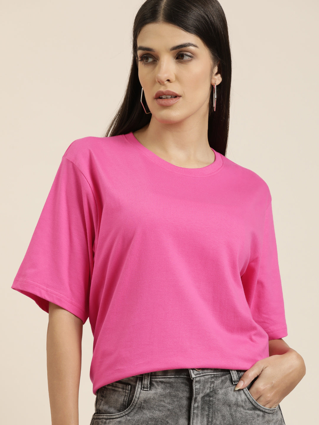 Womens Half Sleeve Round Neck Oversized Fit T-Shirts