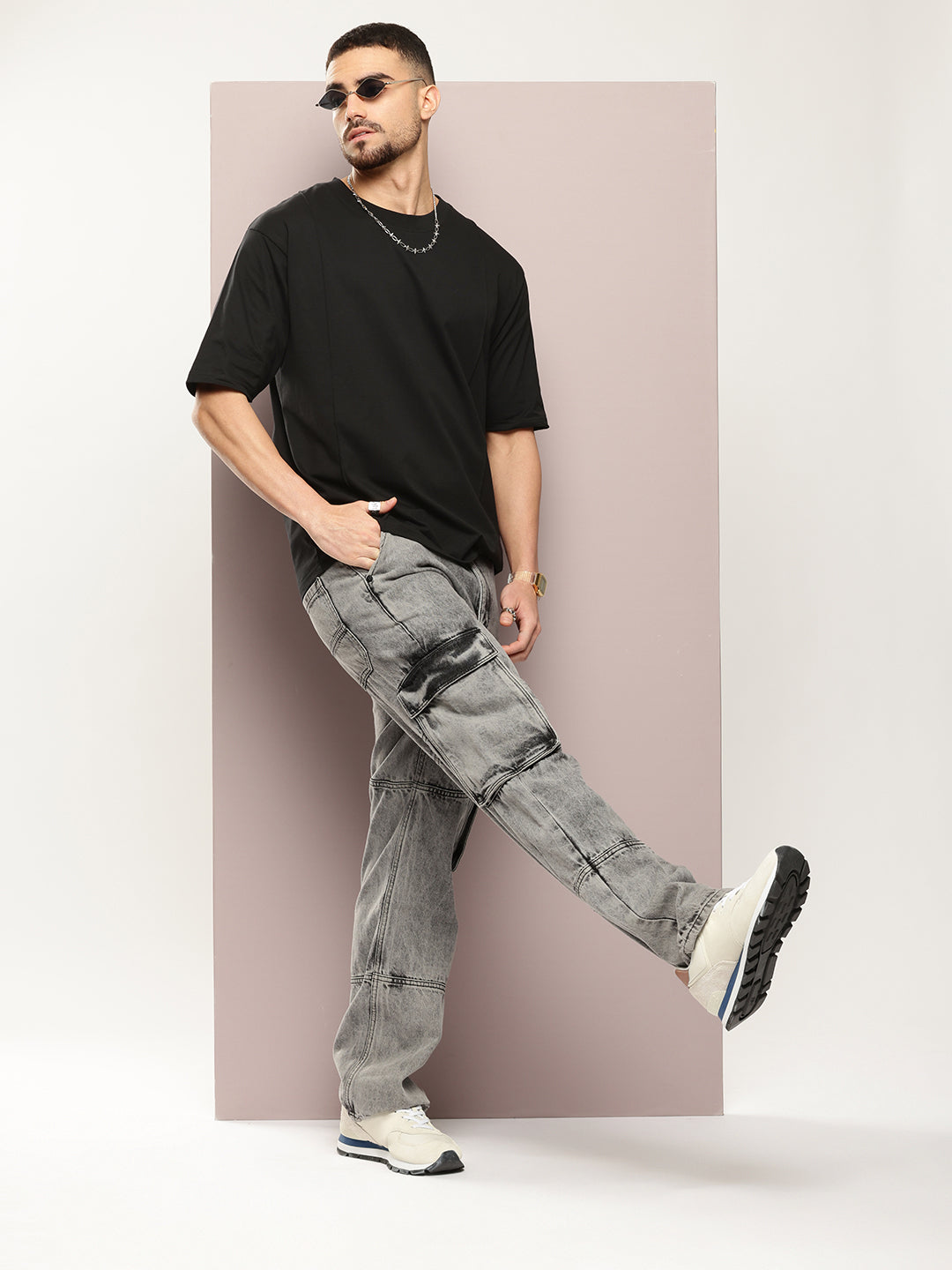 Mens Half Sleeve Round Neck Solid Oversized Fit Tshirts