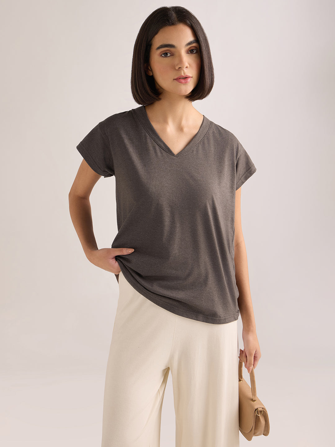 Womens Solid Regular Fit Poly Cotton  V-Neck Tshirt