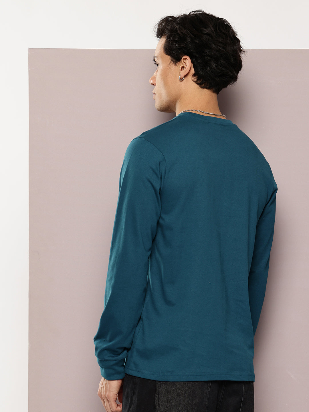 Mens Full Sleeve Round Neck Solid Regular Fit Tshirts