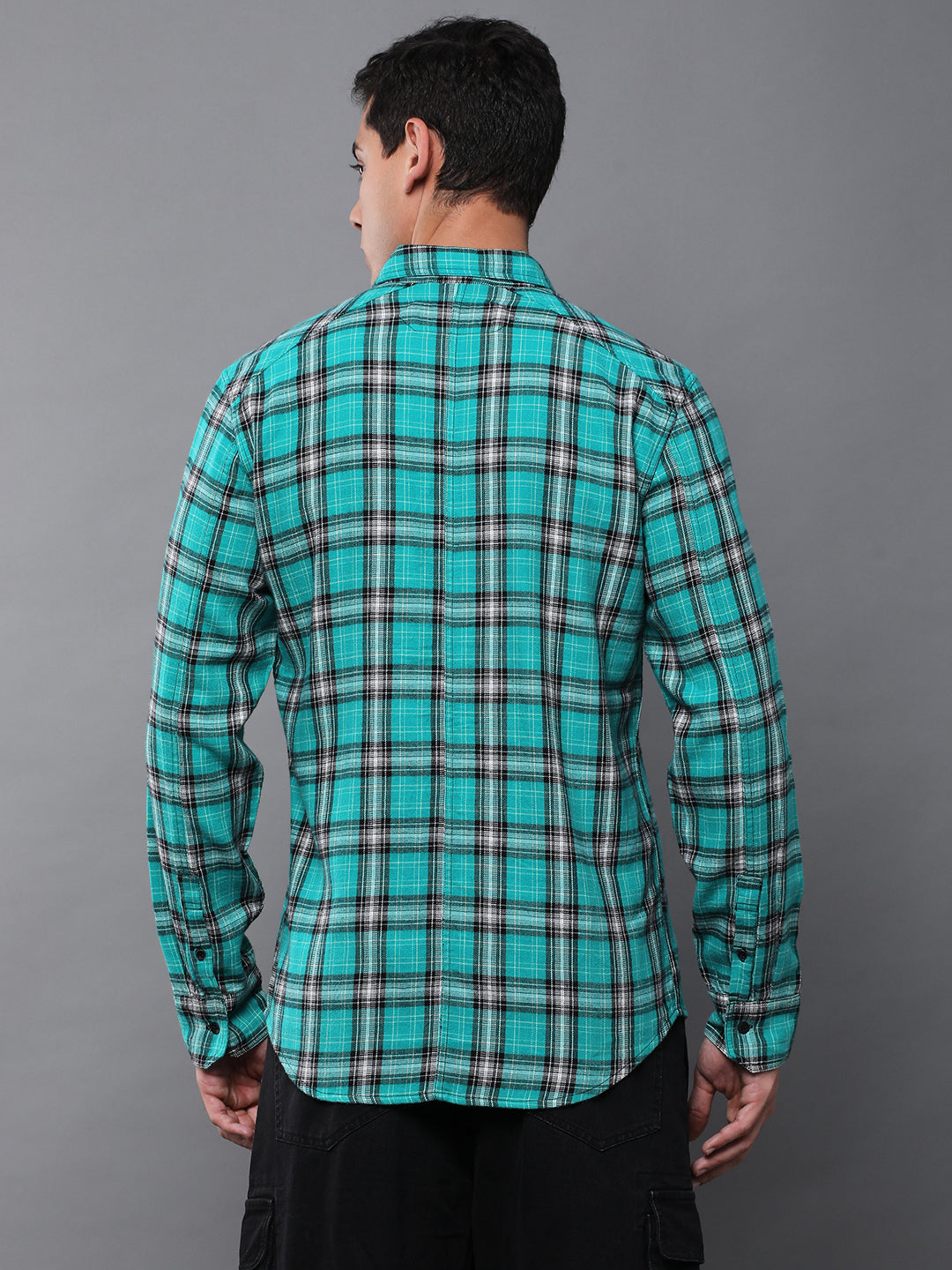 Men Checked Full Sleeve Casual Shirt With Pocket