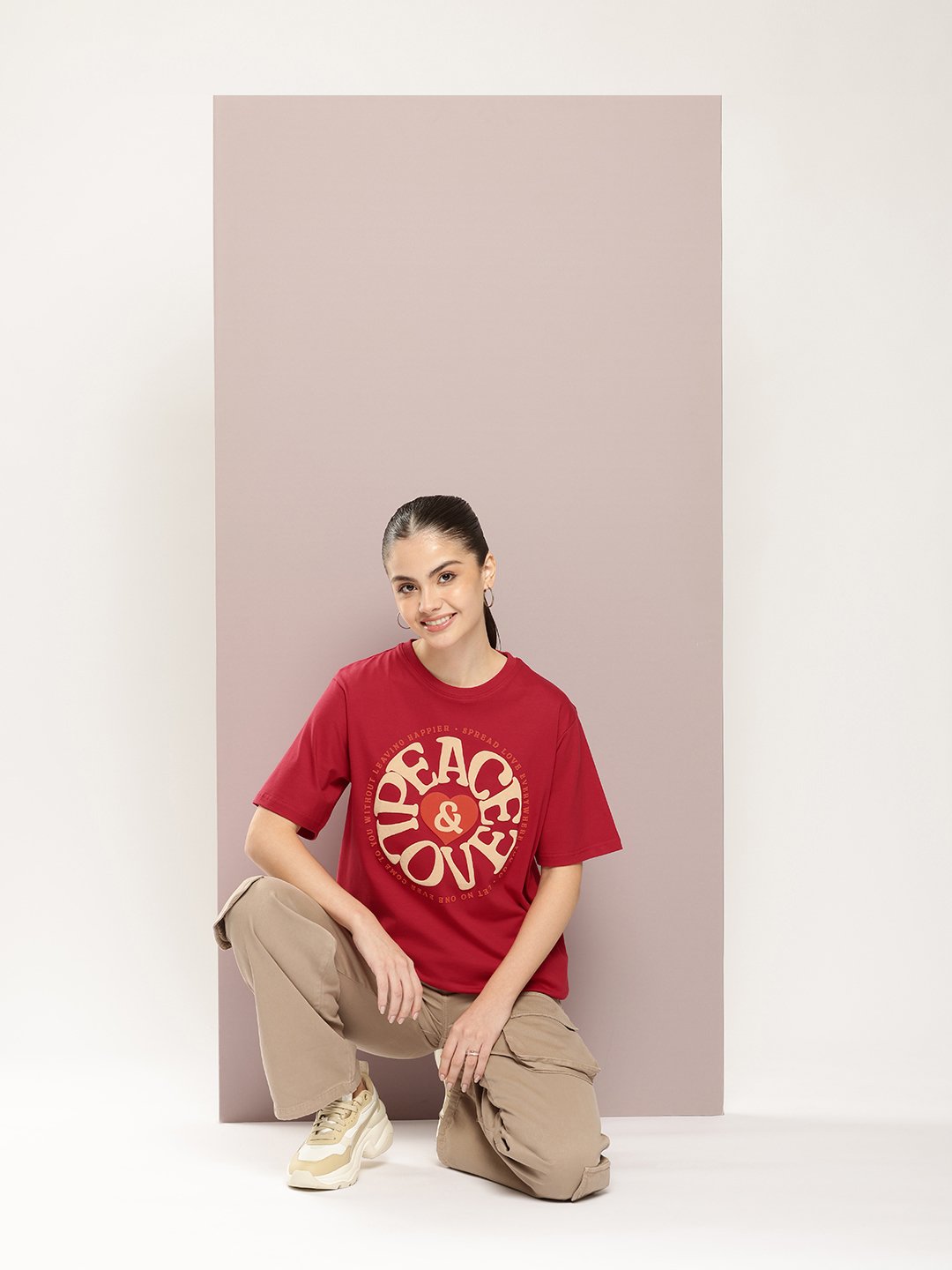 Womens Short Sleeve Round Neck Oversized Fit T-Shirt