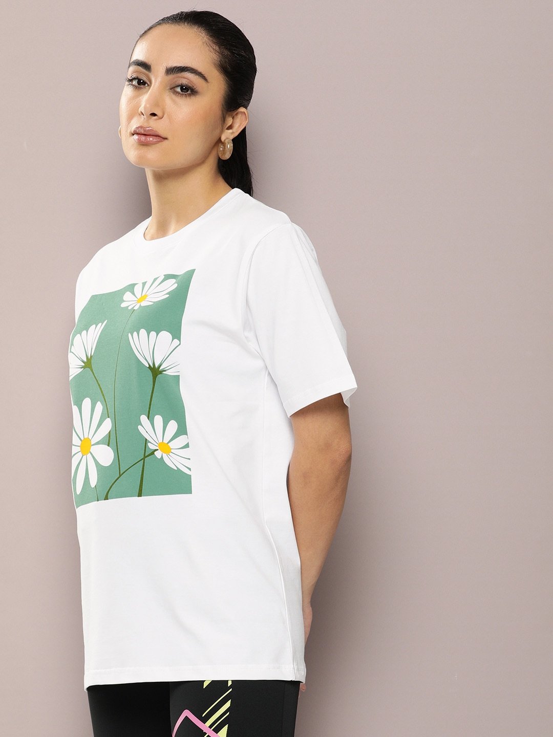 Womens Half Sleeve Round Neck Oversized Fit T-Shirts